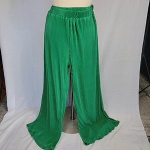 Plisse Wide Leg Pants